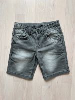 Jeans Shorts grau Gr 140 TOP Wandsbek - Hamburg Bergstedt Vorschau