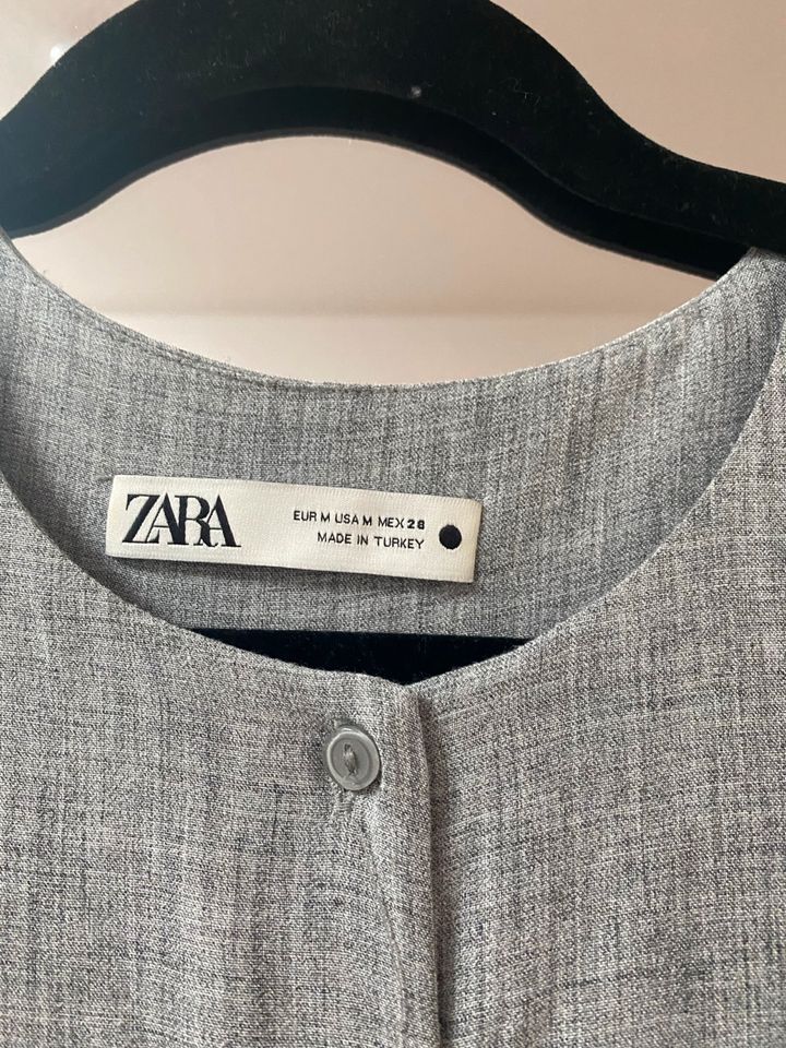 langes Kleid von Zara in Bochum