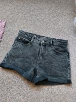 High rise Jeans Shorts Größe 40 wie NEU Sachsen - Pirna Vorschau