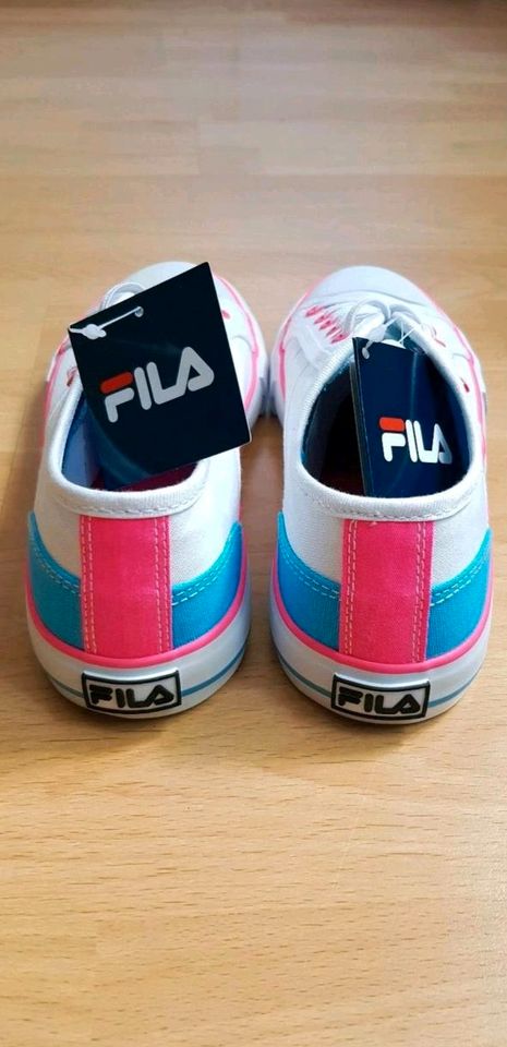 Neu Fila Sneakers Größe 34 weiß pink Turnschuhe Sportschuhe in Berlin