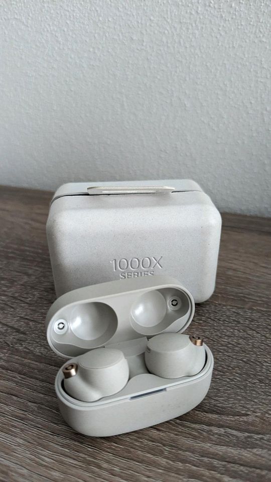 SONY WF-1000XM4 Bluetooth Kopfhörer silber In-Ear Headset Noise C in Schwarzenbach b. Pressath