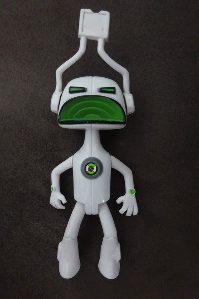 Ben 10 - Alien Force - Echo Echo - Action Figur weiß mit Licht in Altenkirchen