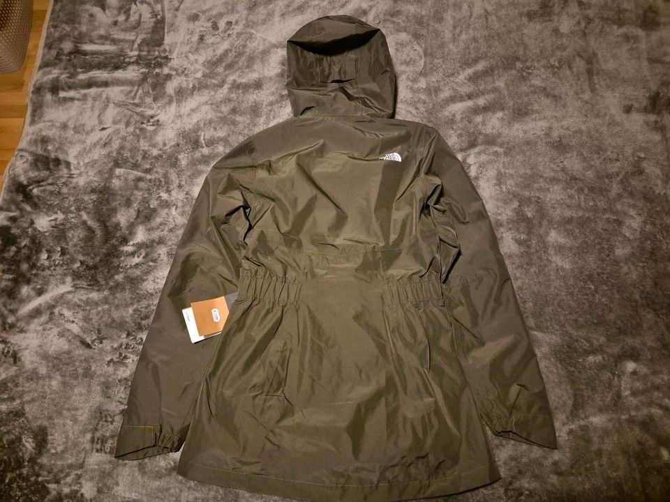 The North Face Jacke in Oberursel (Taunus)