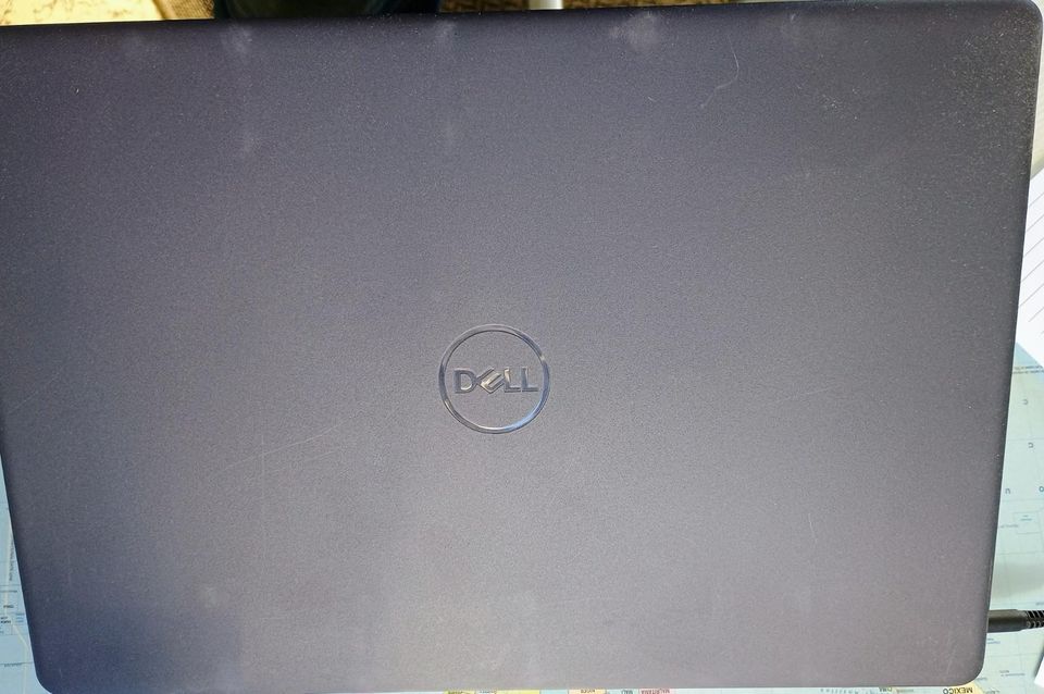 DELL Inspiron 15 3505 R5/8/512/W10H in Meißen