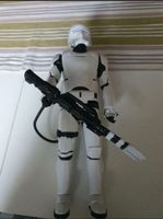 Star Wars Hasbro Figur ca 30cm groß ( erste Order flammentru Niedersachsen - Wolfsburg Vorschau