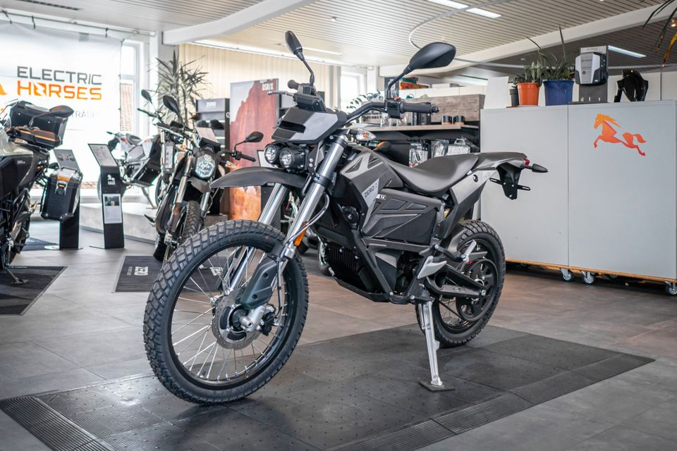 Zero FX | Enduro | 106 Nm | 2023 *AKTION* in München