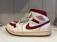 Nike Air Jordans 1 Mid, Gr. 39 Hessen - Sinntal Vorschau