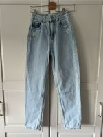 Zara Mom Jeans Damen hellblau 34 Neu Niedersachsen - Emden Vorschau