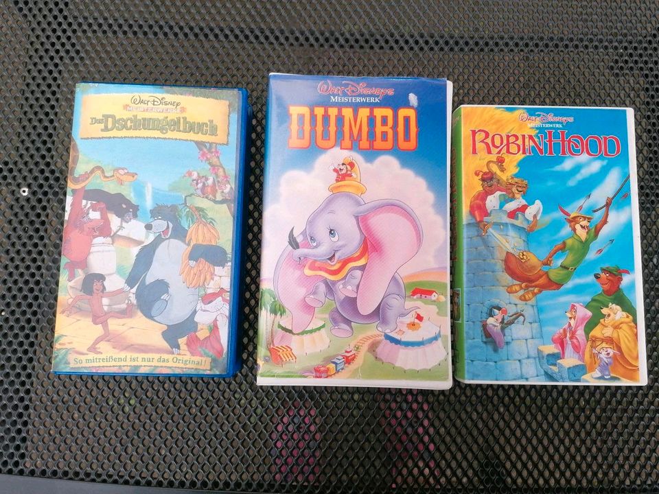 Disney VHS Dumbo Robin Hood mit Hologramm und Dschungelbuch in Niederkassel