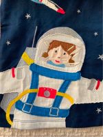 MiniBoden Langarmshirt Astronautin Größe 128 Neu mit Etikett Niedersachsen - Rehlingen Vorschau