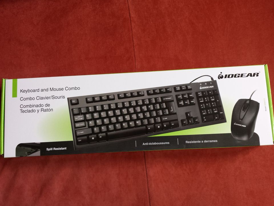 NEU,3 Stück,Tastatur-Maus-Set, USB, Wassergeschützt.Top Qualität. in Velbert