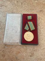 DDR Medaille  / Orden / Abzeichen  "Für Treue Dienste"  NVA Berlin - Zehlendorf Vorschau
