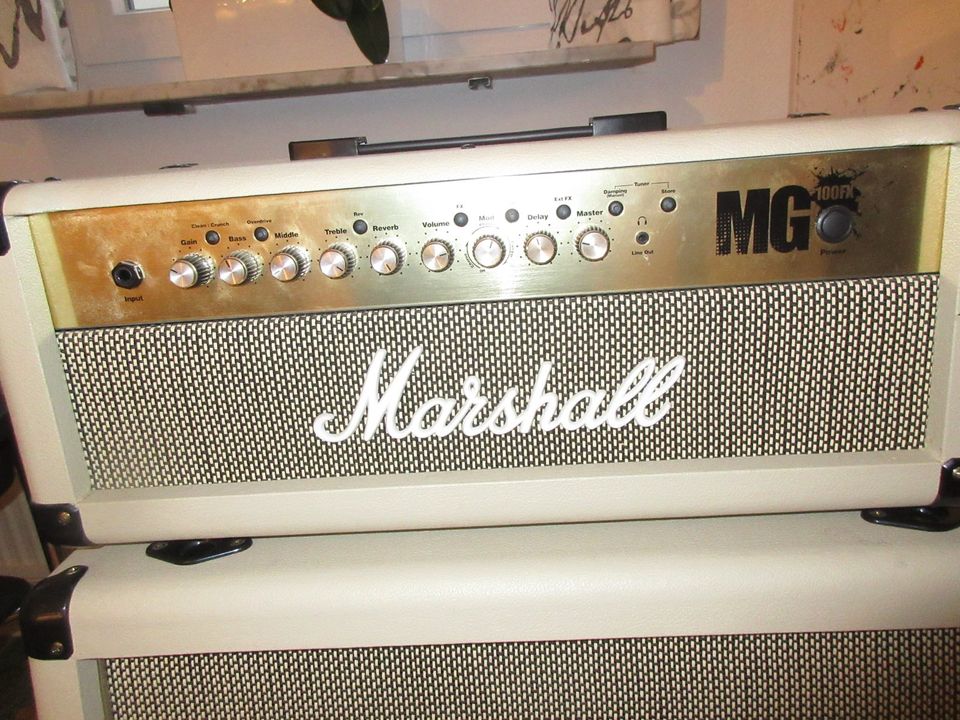 Marshall Verstärker 120 Watt Modell: MG 412 A in Abstatt