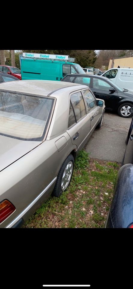 Mercedes W124 200E Anhängerkupplung Schiebedach Schalter Tausch in Königstein