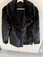 H&M schwarze Teddyjacke Gr.S❤️ Nordrhein-Westfalen - Mönchengladbach Vorschau