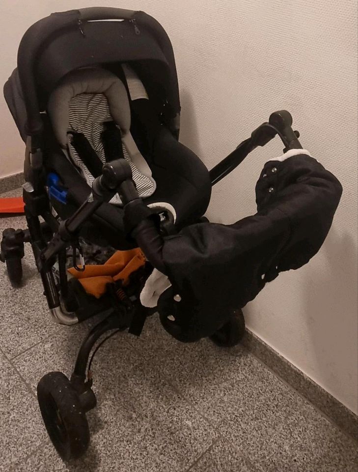 Kinderwagen + Babyschale + Babytragetasche Jane Epic Nano in Stuttgart