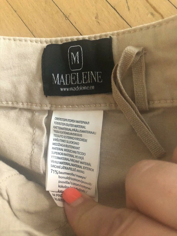 Hose Madeleine beige 7/8 Sommer Frühjahr Größe 38 in Köln