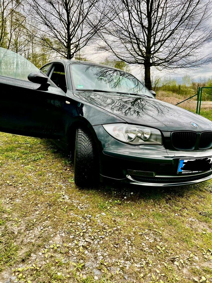 BMW 116i - 8-fach bereift in Mettmann