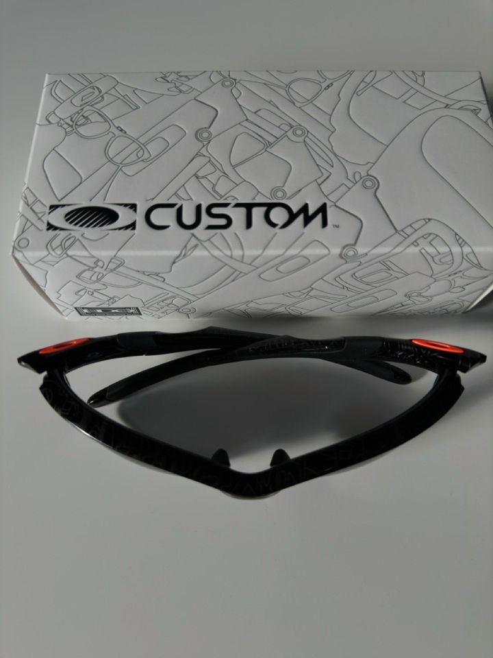 Oakley Custom Half Jacket 2.0 XL in Bad Oeynhausen