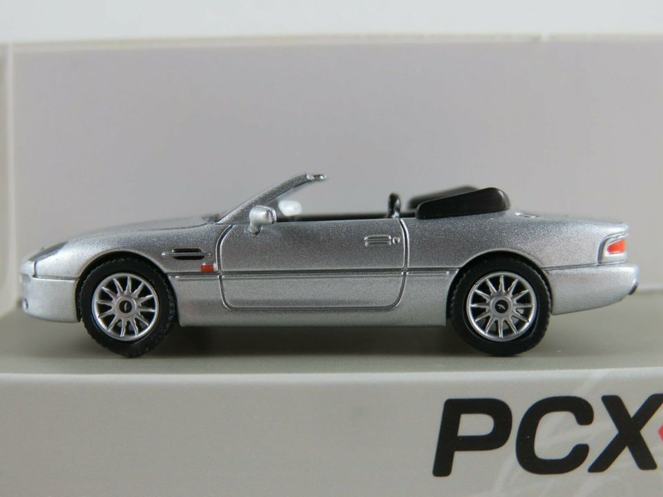 PCX87 870145 Aston Martin DB7 Volante (1995) in silbermet. 1:87 in Bad Abbach