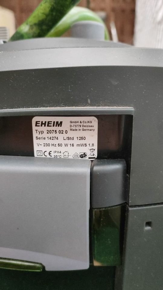 Neuwertiger EHEIM AußenfiIter  Pro Std.1250 L in Linnich