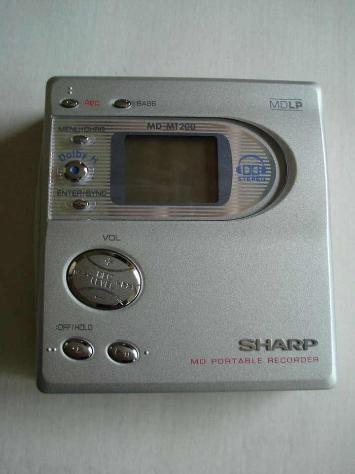 Sharp MD Portable Recorder MD-MT 200 mit Netzgerät in Friedrich-Wilhelm-Lübke-Koog