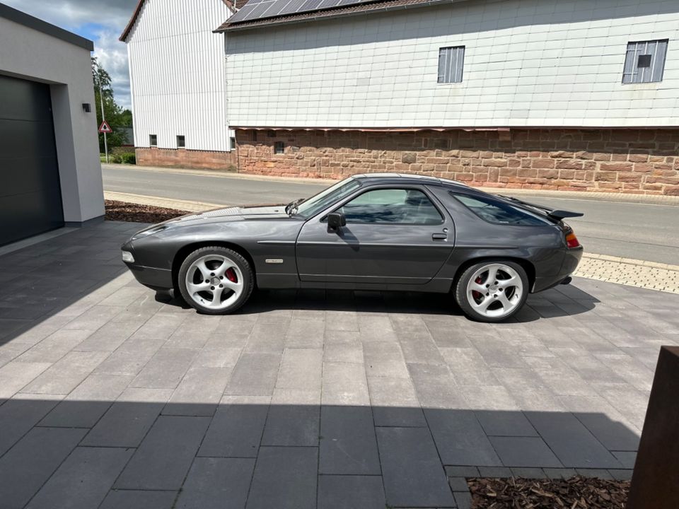 Porsche 928 S4, in Stadtallendorf