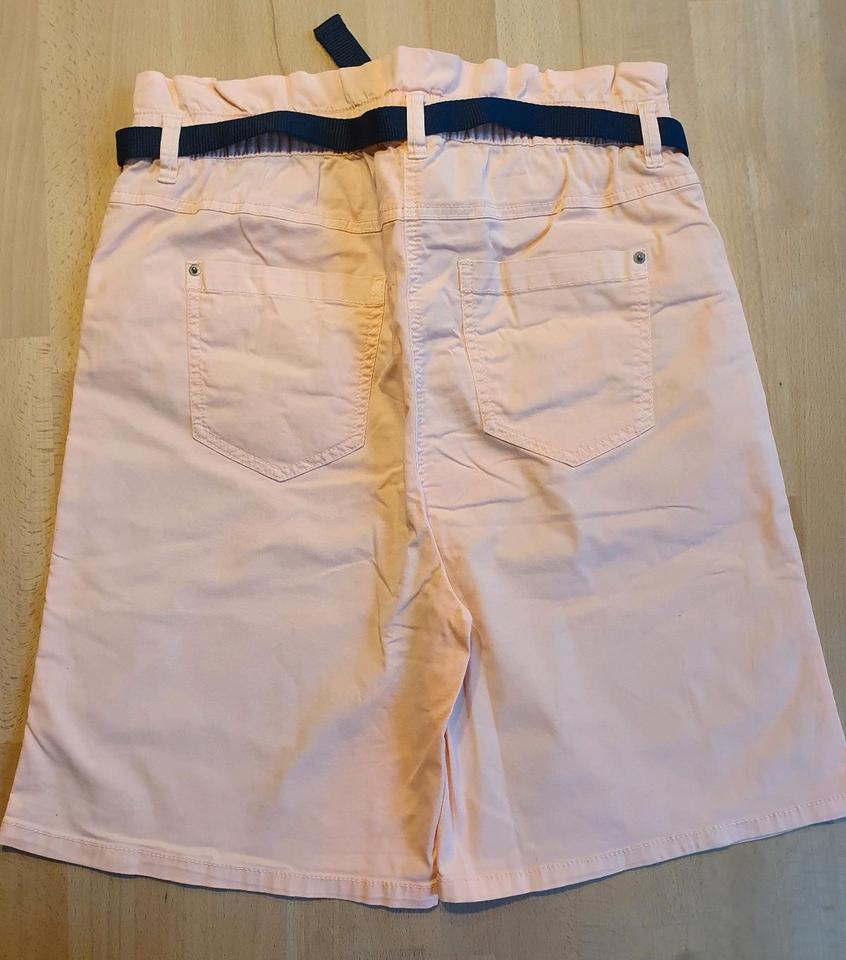 s.Oliver kurze Hose Bermuda aprico/orange Mädchen Gr.176/big in Höchberg