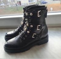Zara Lederstiefeletten mit Perlen schwarz Sachsen-Anhalt - Samswegen Vorschau