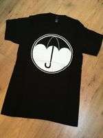The Umbrella Academy Shirt Gerard Way Schwarz Weiß Comic Serie S Hamburg-Nord - Hamburg Langenhorn Vorschau