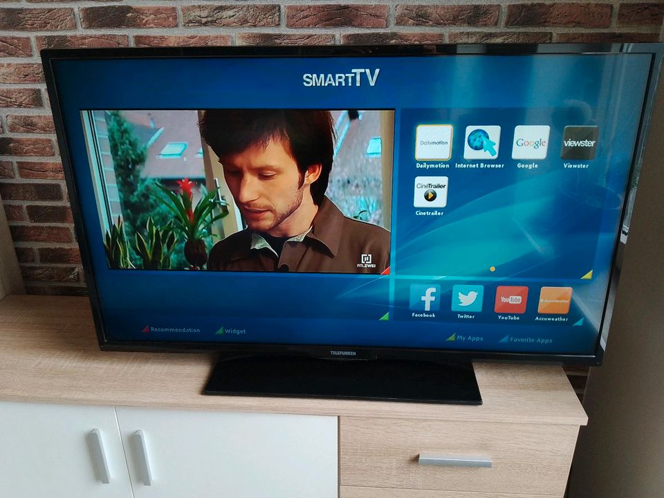 Telefunken Smart TV/ 40 Zoll/102 cm in Neuenkirchen