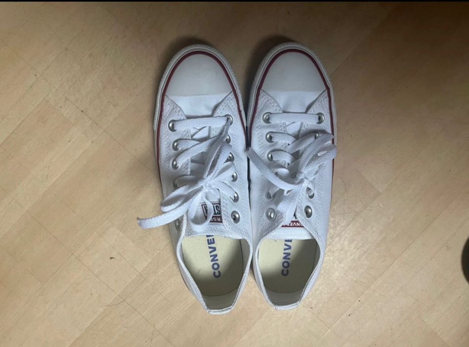 Converse Allstar Chucks Größ 38 weiß NEU in Hamburg