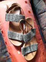 DAMEN SANDALEN OLIV  GRÖßE 41 Bayern - Kumhausen Vorschau