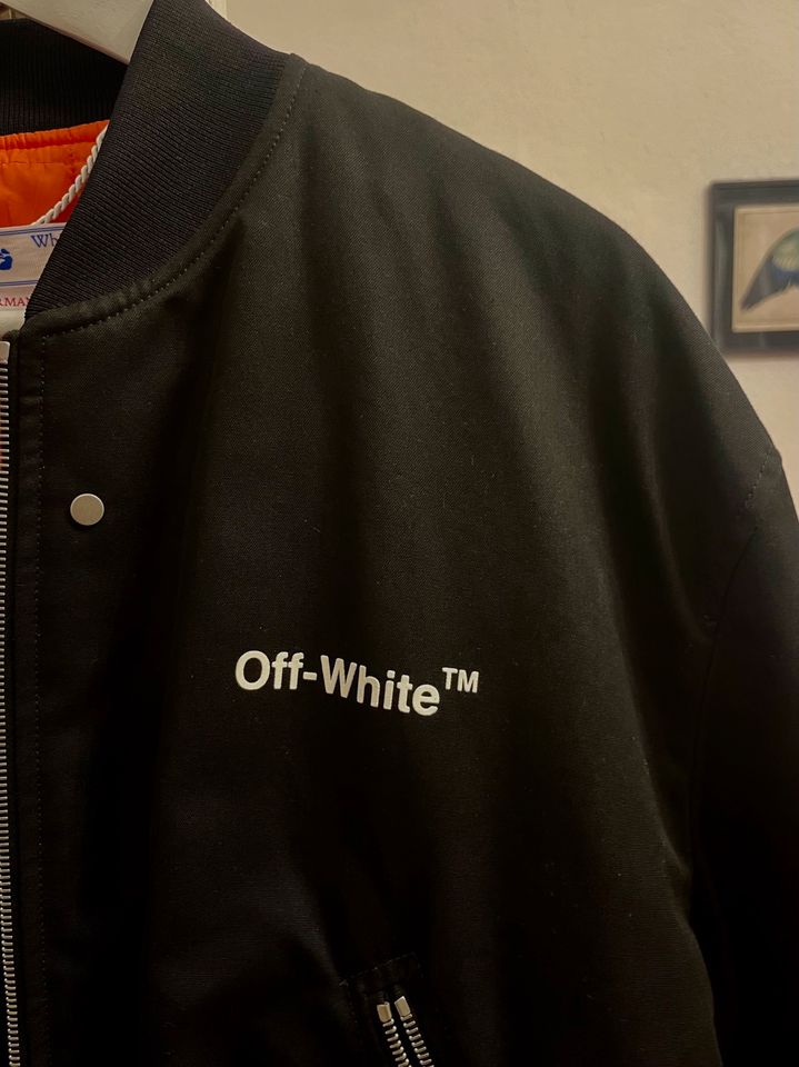 "OFF WHITE" Bomberjacke in Berlin