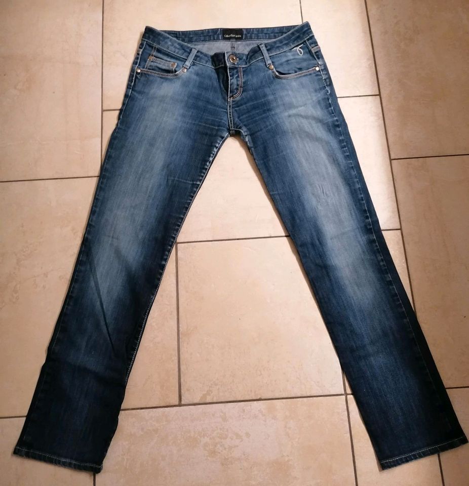 Calvin Klein Jeans Gr. 30 in Aiterhofen