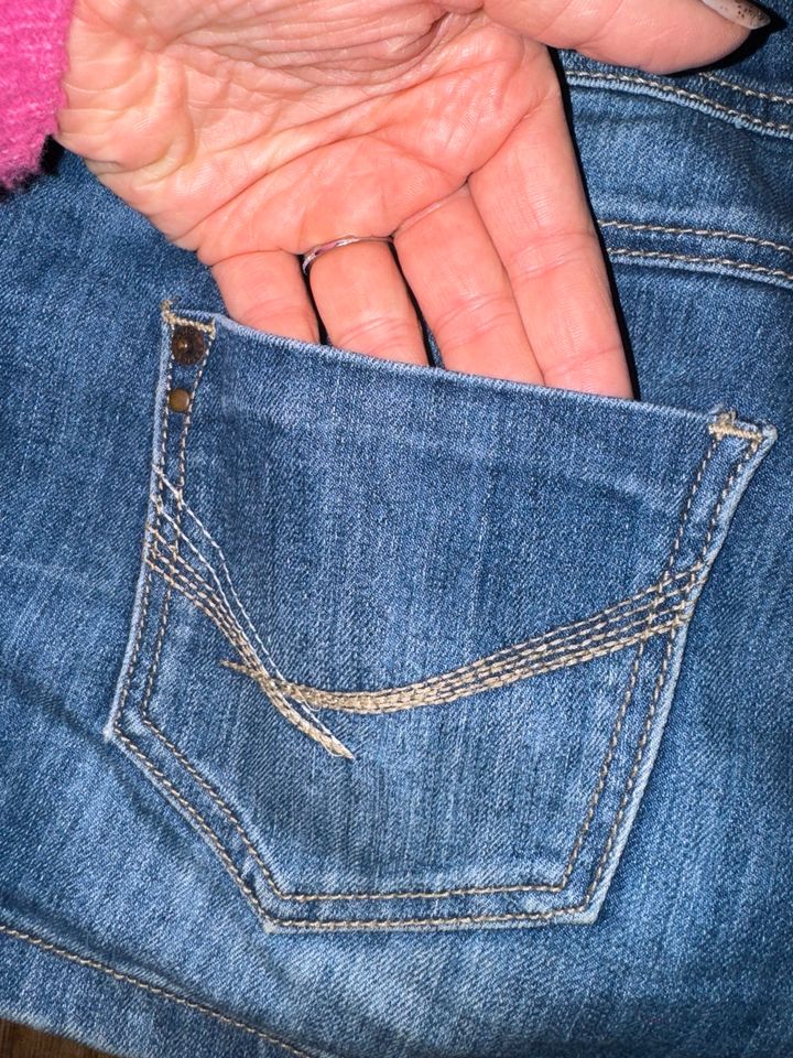 blaue Jeansshorts von Pimkie in Größe 40 in Ostercappeln