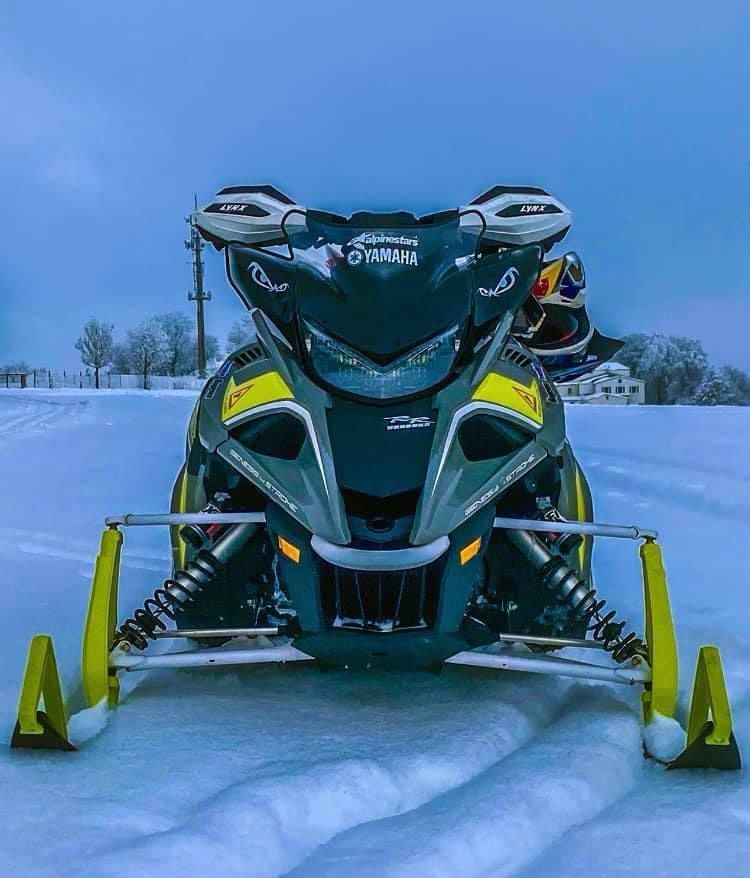 Yamaha Sidewinder Turbo Motorschlitten 200PS in Frauenstein