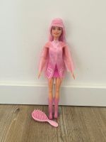 Barbie mit Regenmantel Sachsen-Anhalt - Magdeburg Vorschau