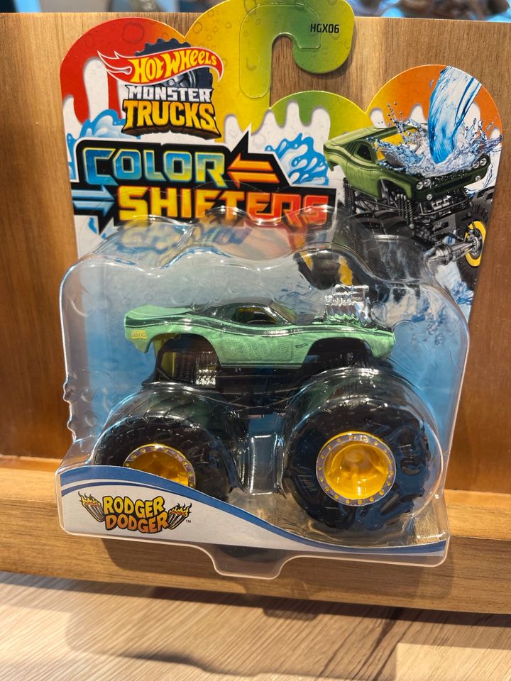 Hot Wheel Monster Truck Rodger Dodger 1:64 NEU & weitere in Uedem