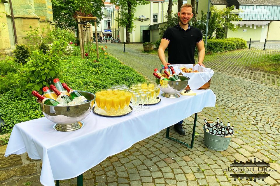 Mobiler Sektempfang / Sektgläser / Trauung Hochzeit DJ (Service) in Waltrop