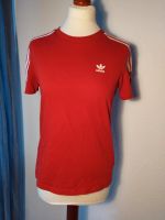 Adidas T-Shirt rot Kr. München - Unterschleißheim Vorschau