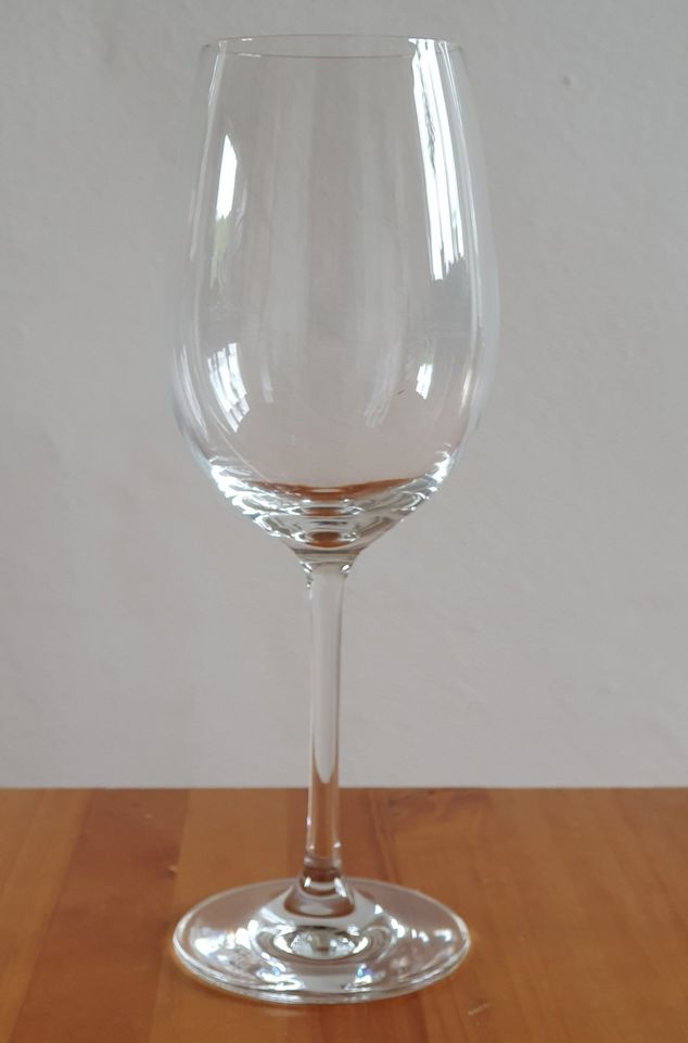 8 neue Weingläser Zwiesel Glas (IVENTO, 349 ML) in Gleichen