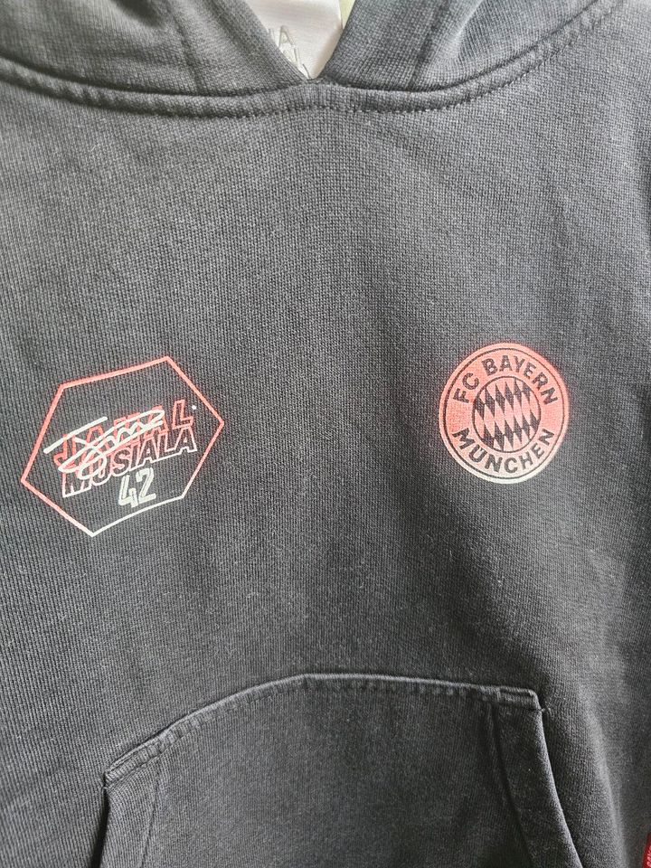 Hoodie FC Bayern München Kinder Kapuze 128 in Leiferde