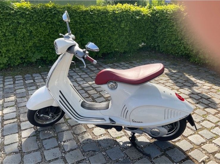 Vespa 946 neuwertiger Sammelzustand in Gauting