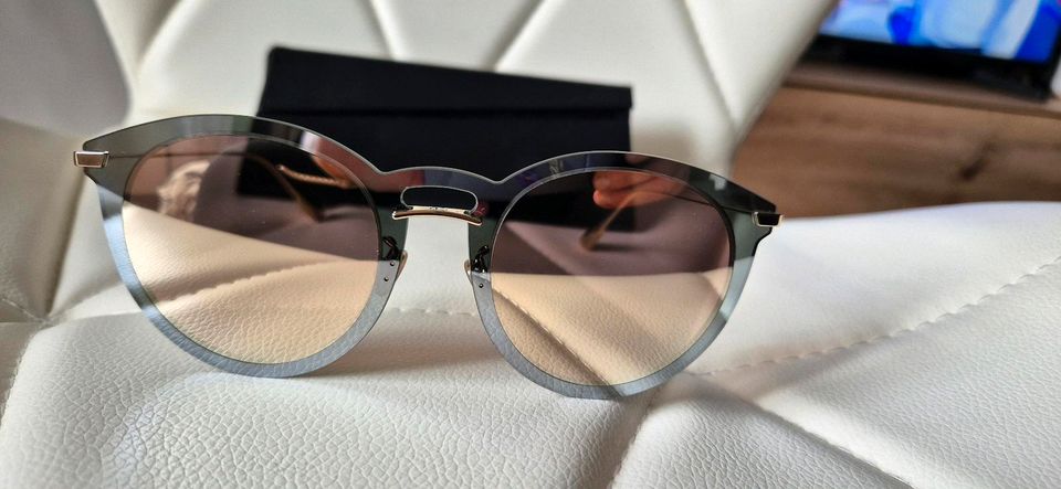 Dior Sonnenbrille DIORULTIMEF Neu Orginal in Bleckede