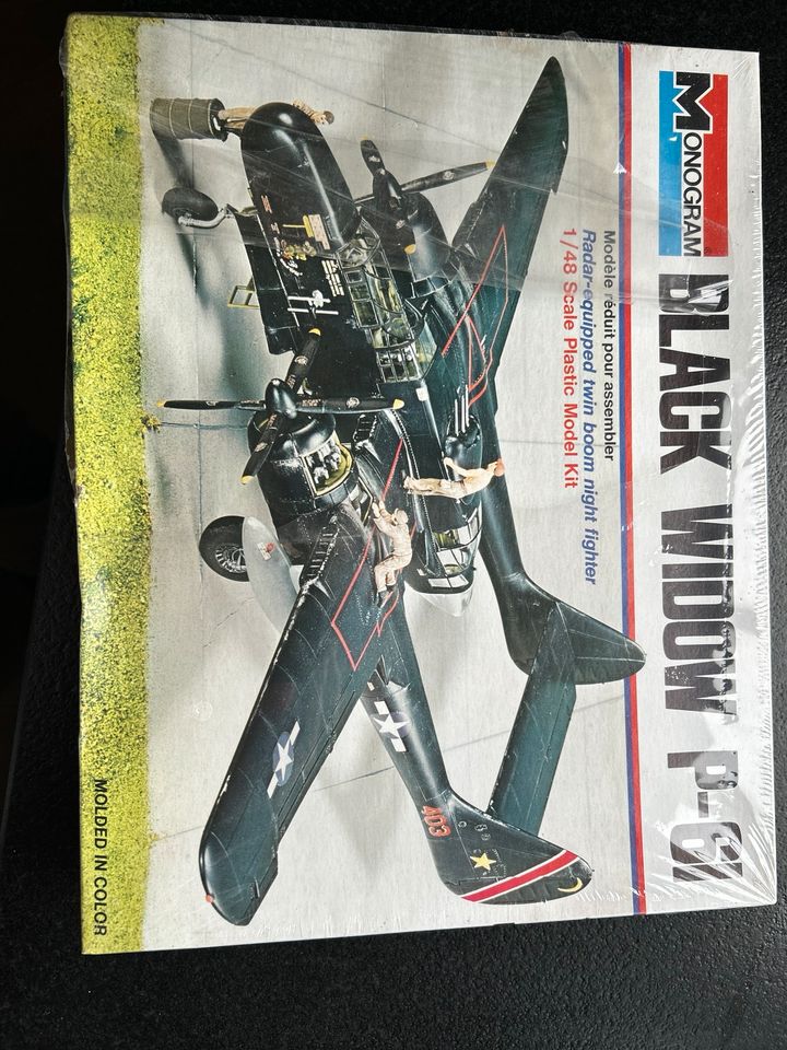 MONOGRAM BLACK WIDOW P-61 Modellbsukit 1/48 in Adelschlag