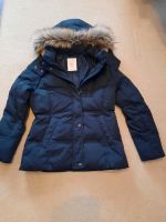 Neuwertige ESPRIT Winterjacke, dunkelblau, 38/40 Nordrhein-Westfalen - Wermelskirchen Vorschau