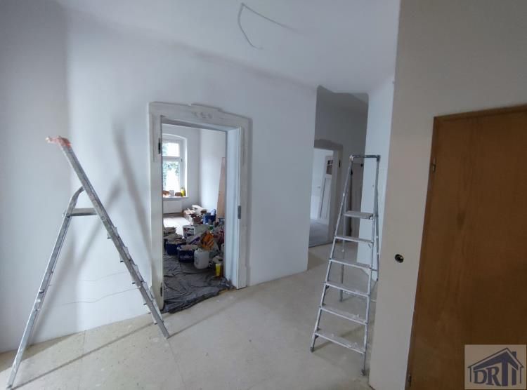 Großzügige 5-Zimmer Wohnung frisch saniert in Zittau