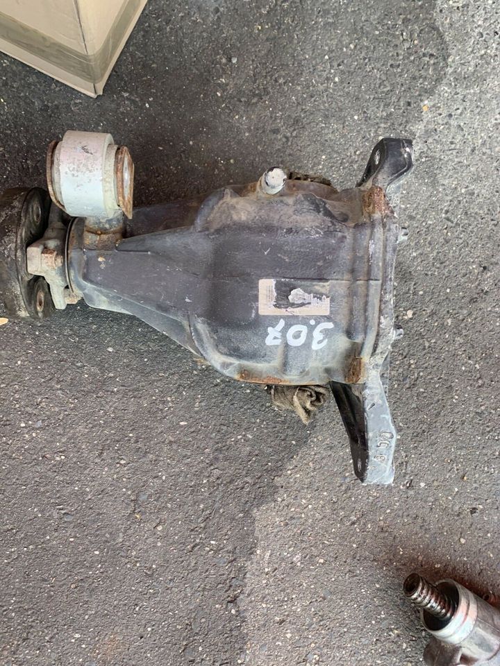 Bmw 3er Differential  3,07 in Berlin