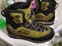 LOWA Cevedale Pro GTX Bergschuhe Wanderschuhe 42 Steigeisenfest Thüringen - Weimar Vorschau